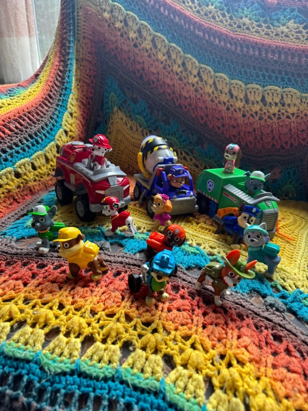 🐾 PAW Patrol Bundle w/ Vehicles & 13 Figures Liberty Rex Mix - Picture 3 of 3